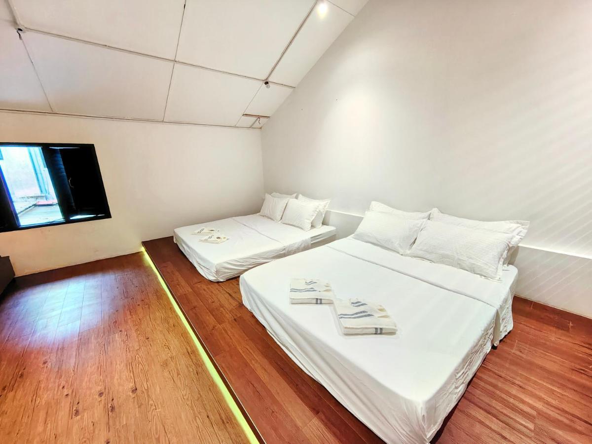 Kangsar Inn 73 Джордж Таун Екстериор снимка