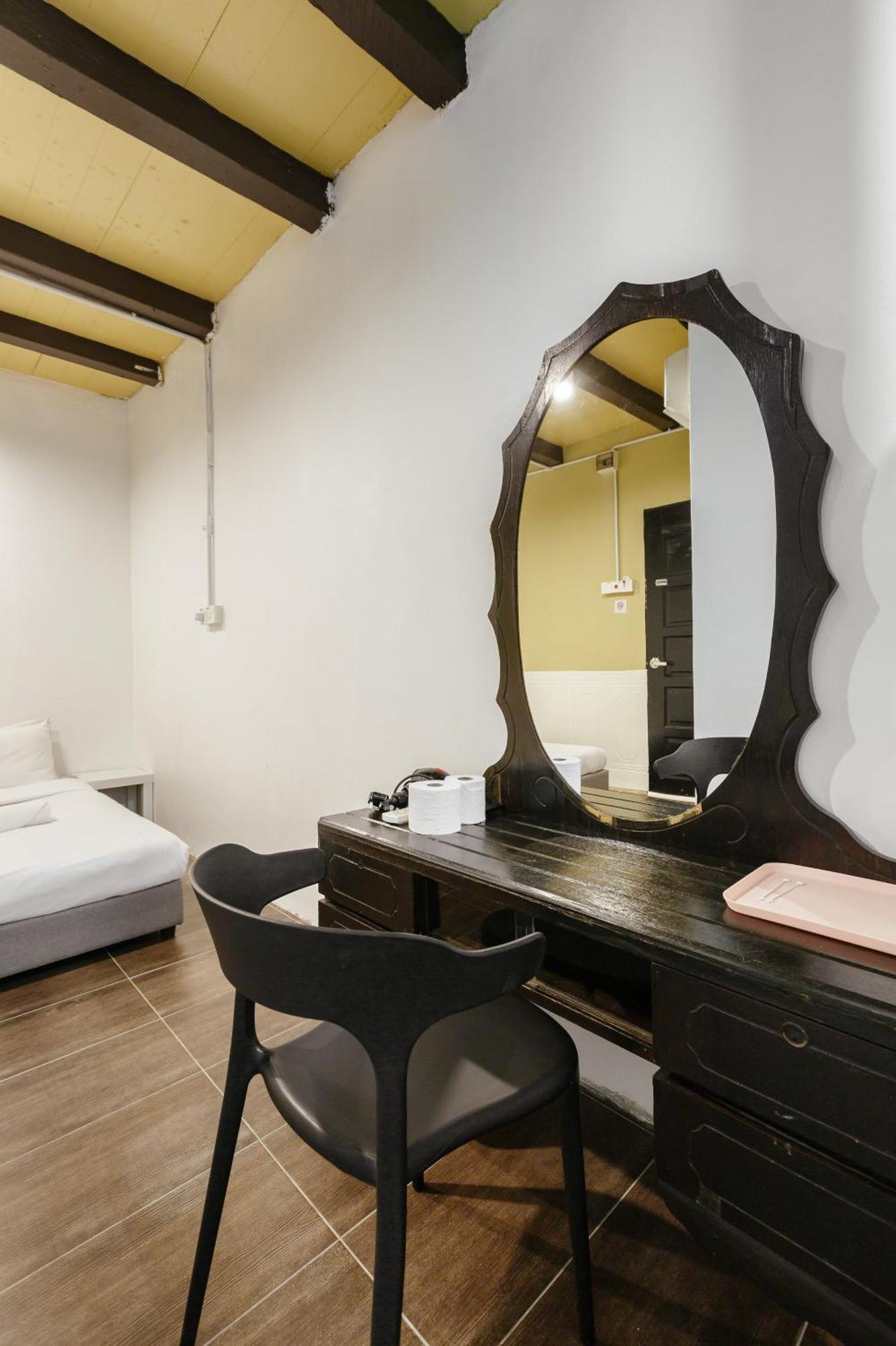 Kangsar Inn 73 Джордж Таун Екстериор снимка
